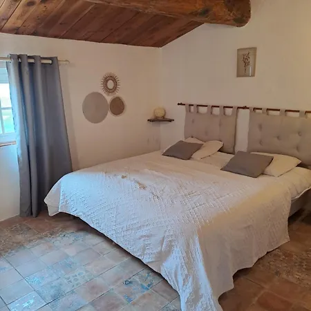 Bed & Breakfast Les Roses Tremieres